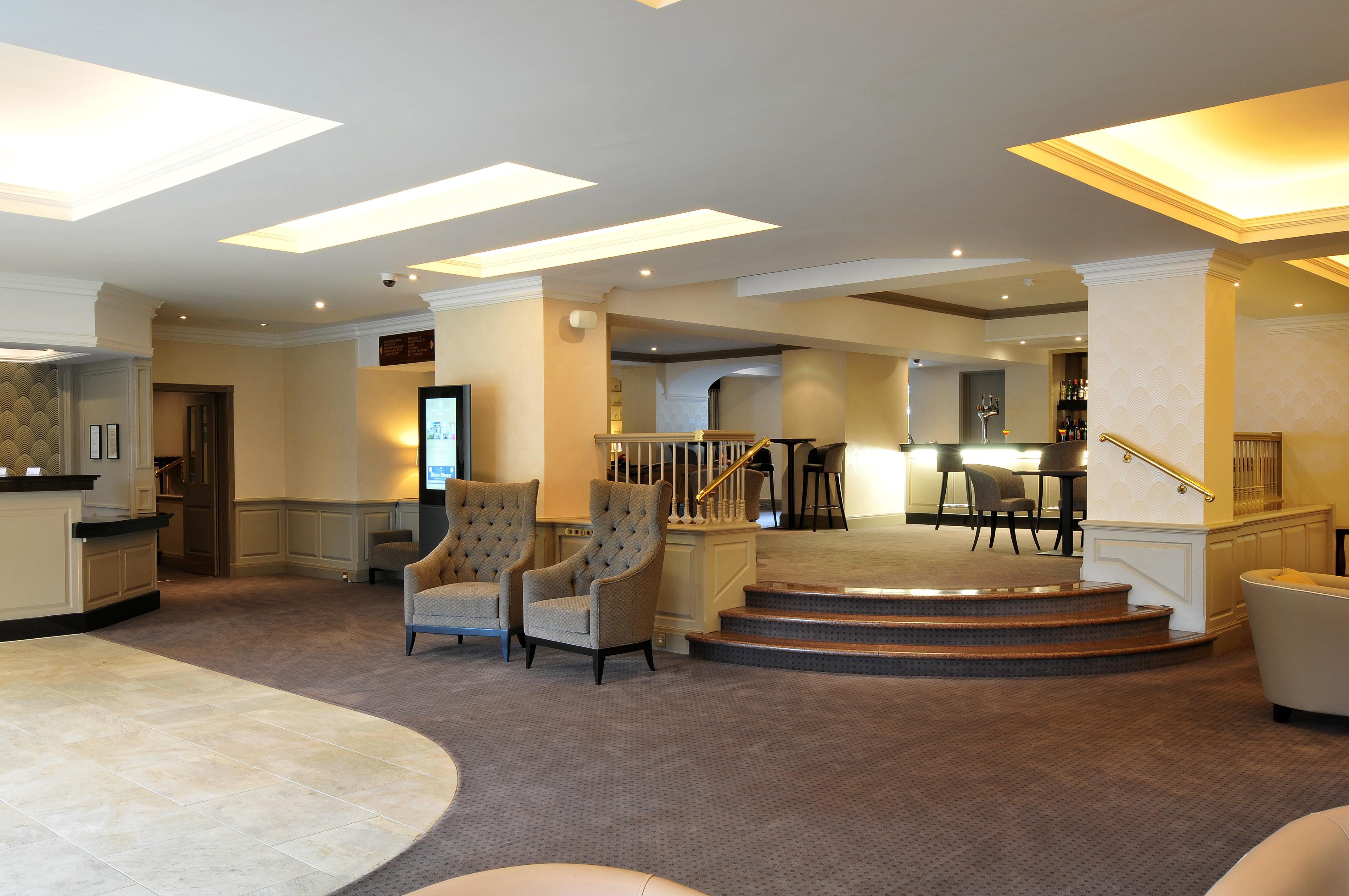 Bromley Court Hotel London מראה חיצוני תמונה