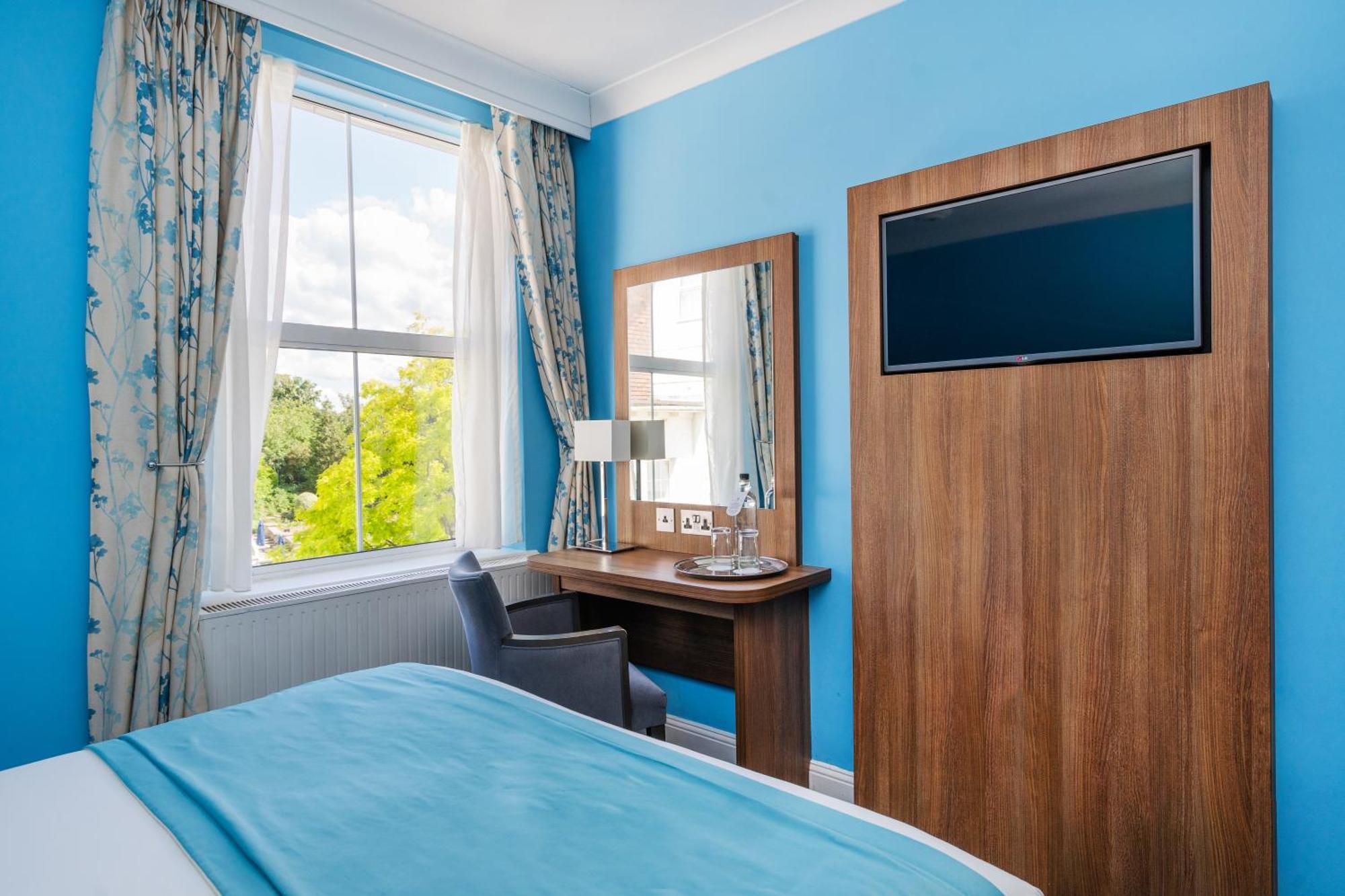 Bromley Court Hotel London מראה חיצוני תמונה