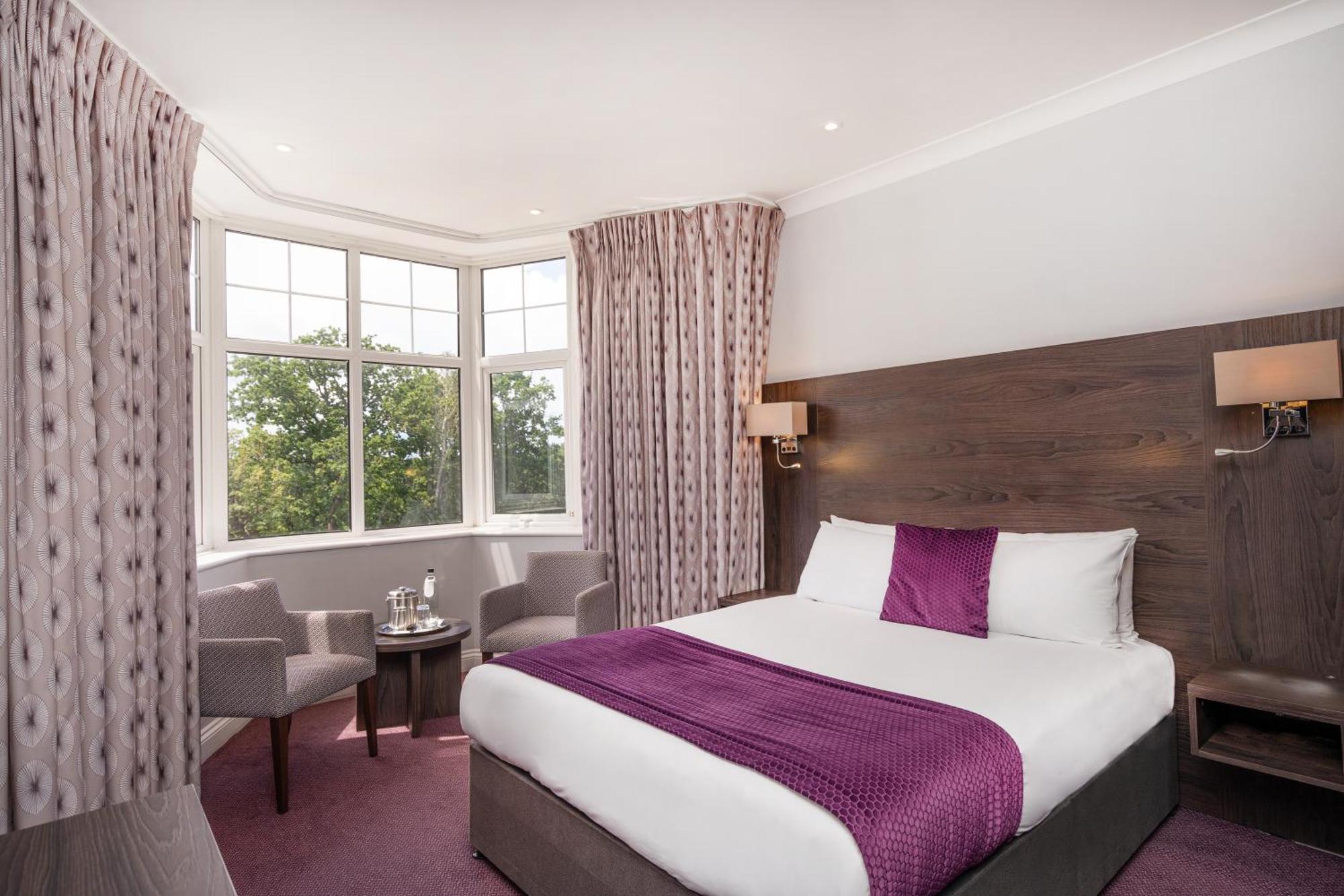 Bromley Court Hotel London מראה חיצוני תמונה