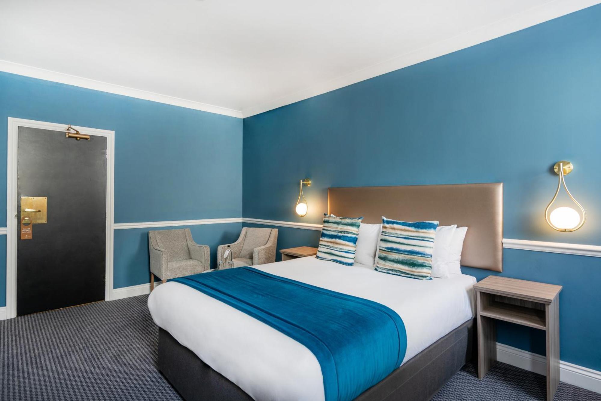Bromley Court Hotel London מראה חיצוני תמונה