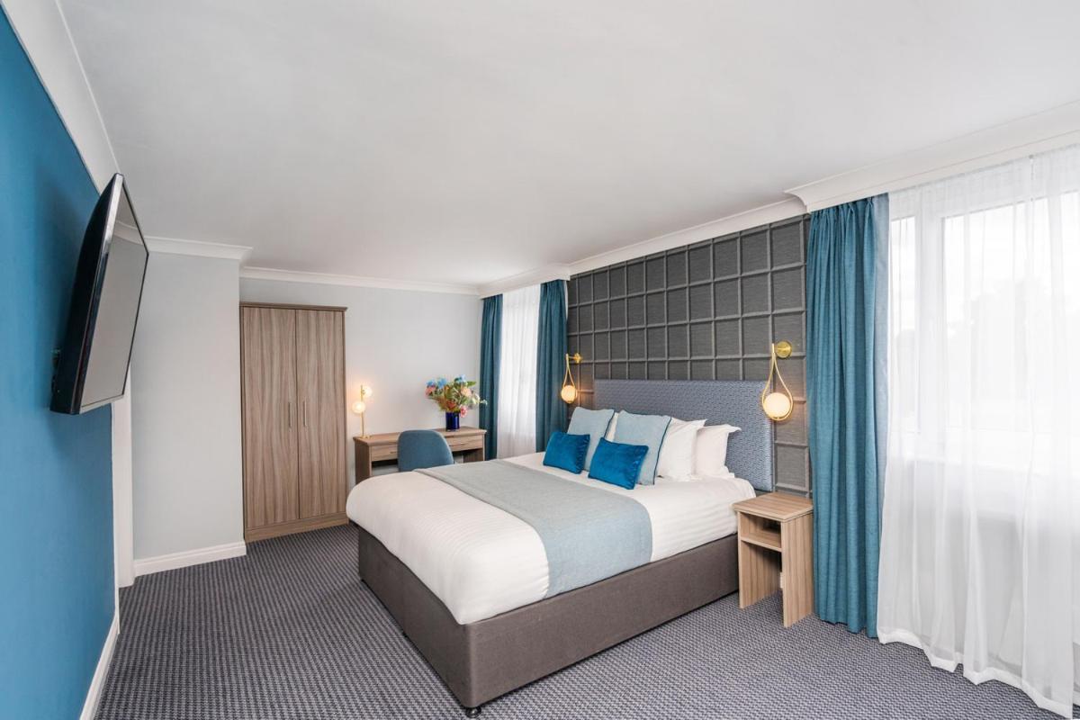 Bromley Court Hotel London מראה חיצוני תמונה
