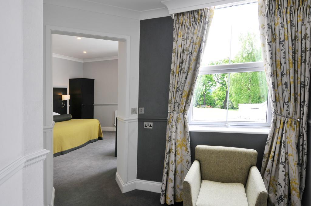 Bromley Court Hotel London מראה חיצוני תמונה